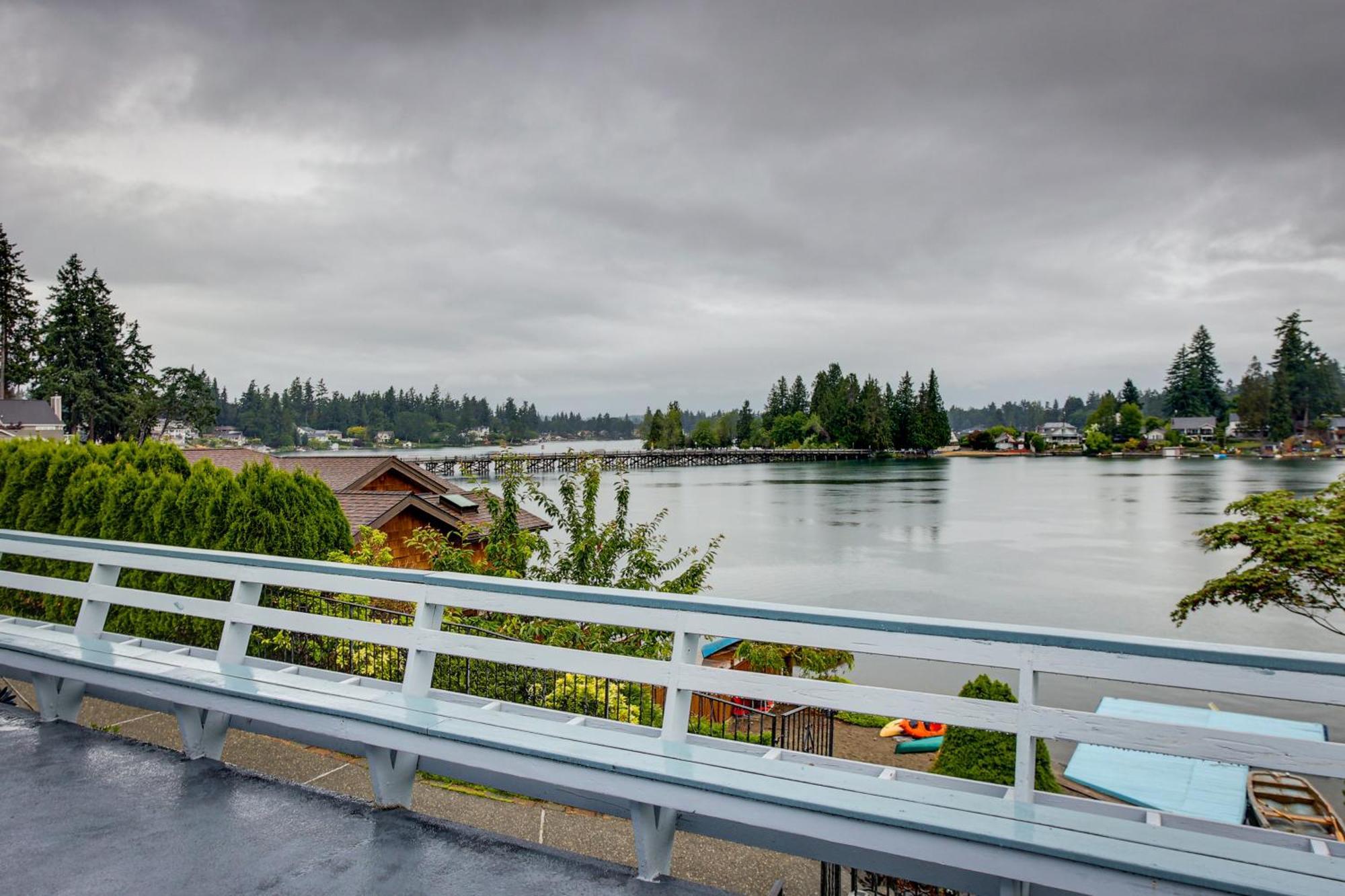 Tacoma Home On Steilacoom Lake With Dock! Exterior foto