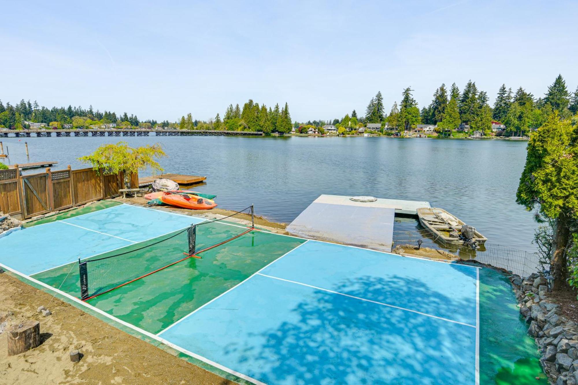 Tacoma Home On Steilacoom Lake With Dock! Exterior foto