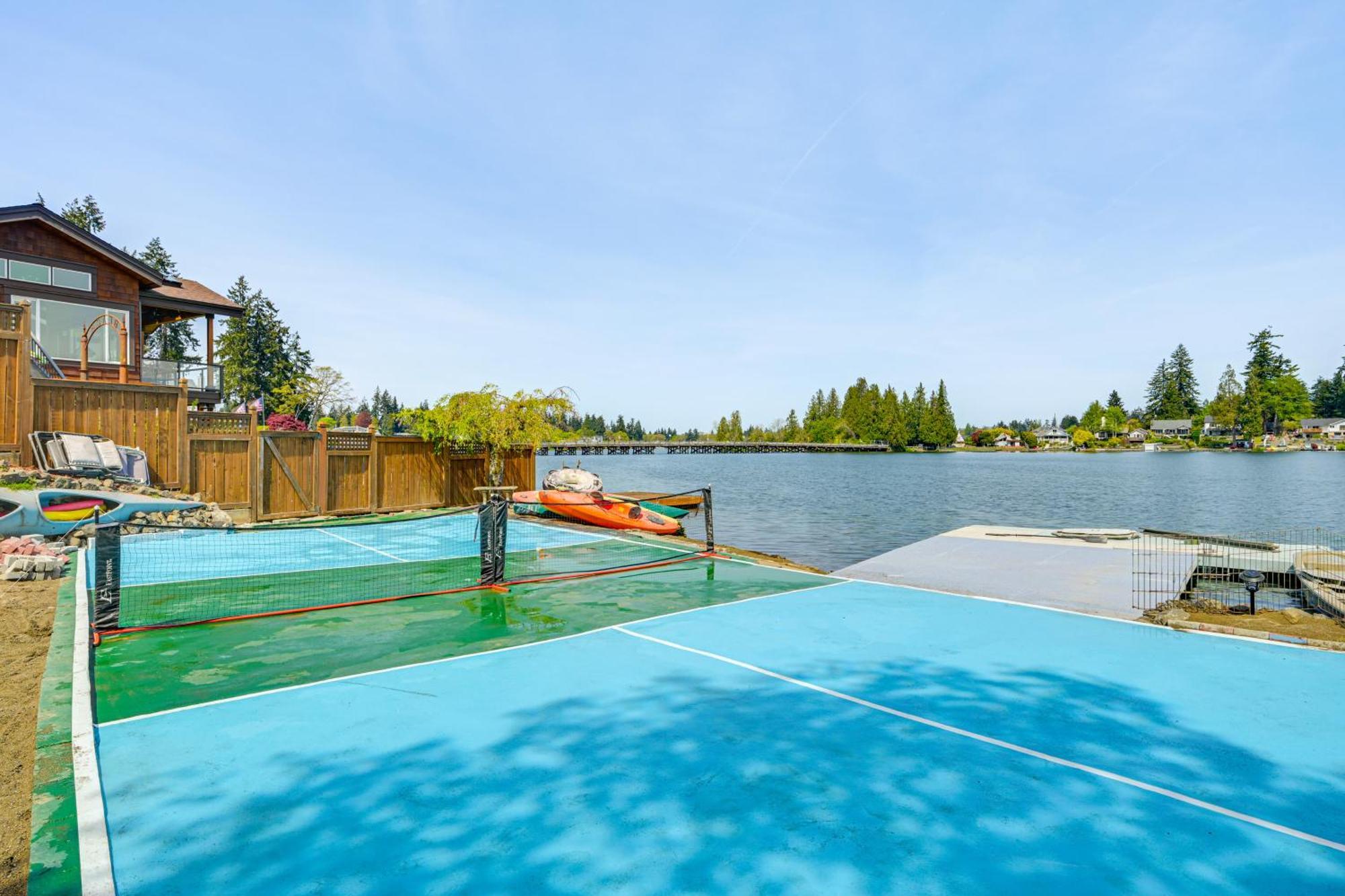 Tacoma Home On Steilacoom Lake With Dock! Exterior foto